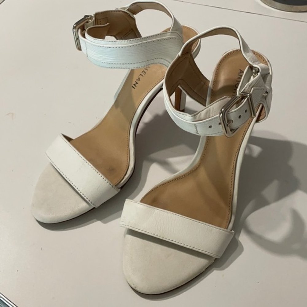 Antonio Melani Calessa White Sandal Heels | 6.5 EUC